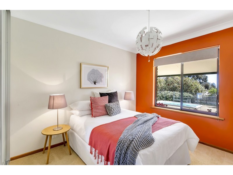 12 Leah Street, Aberfoyle Park SA 5159