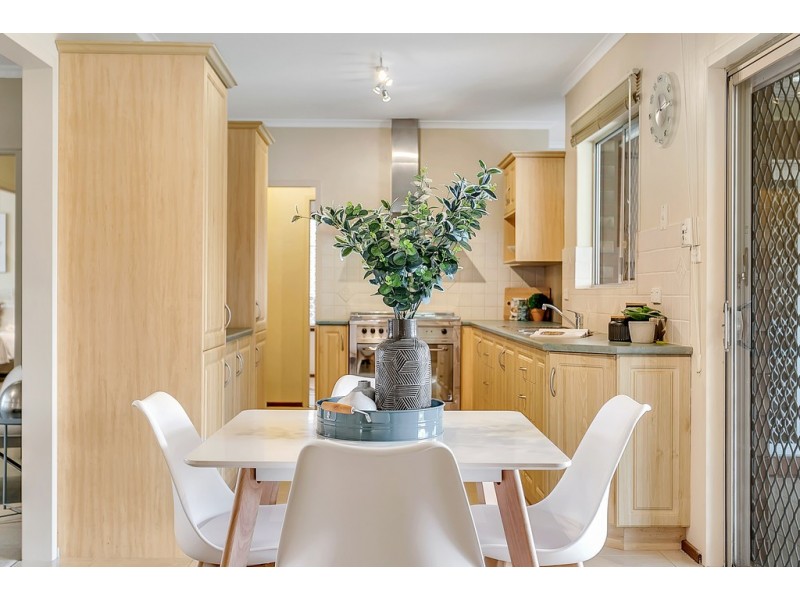 1 Bellaview Road, Flagstaff Hill SA 5159