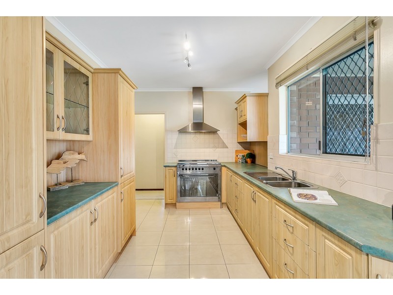1 Bellaview Road, Flagstaff Hill SA 5159