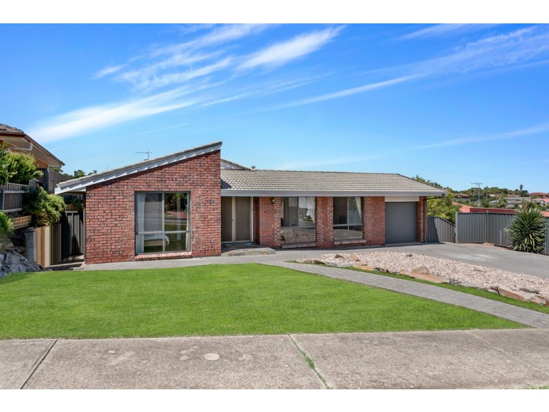 24 Vennachar Drive, Hallett Cove SA 5158