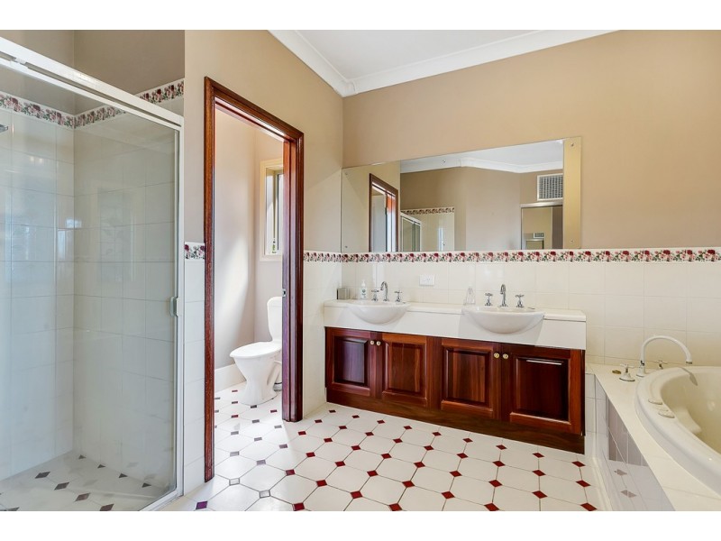 29 Scenic Court, Chandlers Hill SA 5159