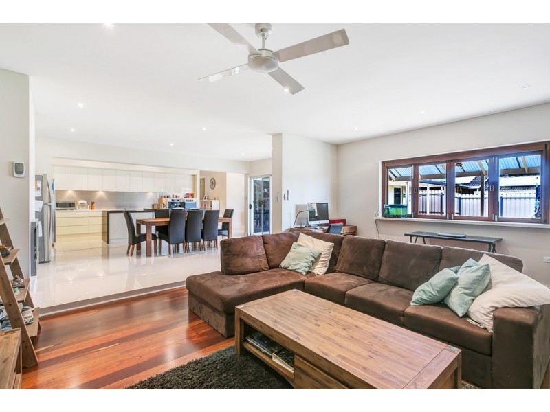 12 Justine Street, Flagstaff Hill SA 5159