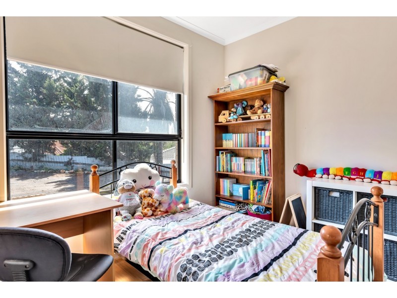 18A Featherstone Drive, Huntfield Heights SA 5163