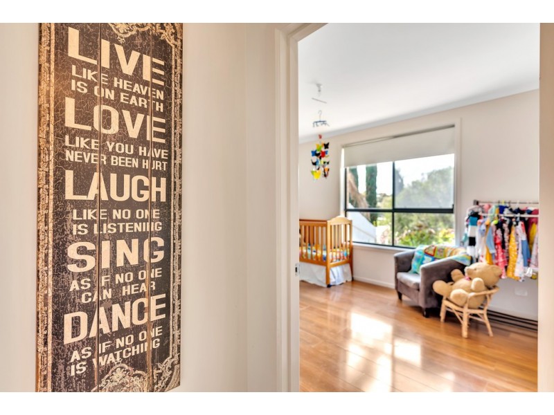 18A Featherstone Drive, Huntfield Heights SA 5163