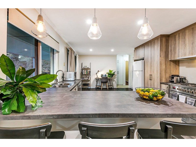 16 Lalina Street, Happy Valley SA 5159