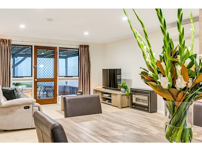 16 Lalina Street, Happy Valley SA 5159