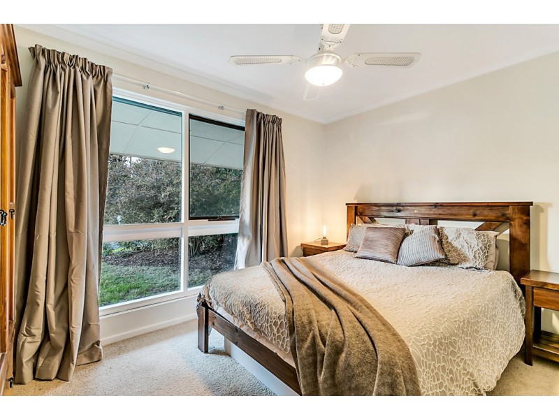 16 Lalina Street, Happy Valley SA 5159