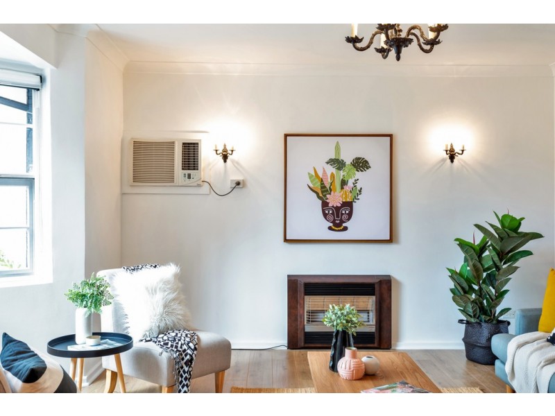 90 Black Road, Flagstaff Hill SA 5159