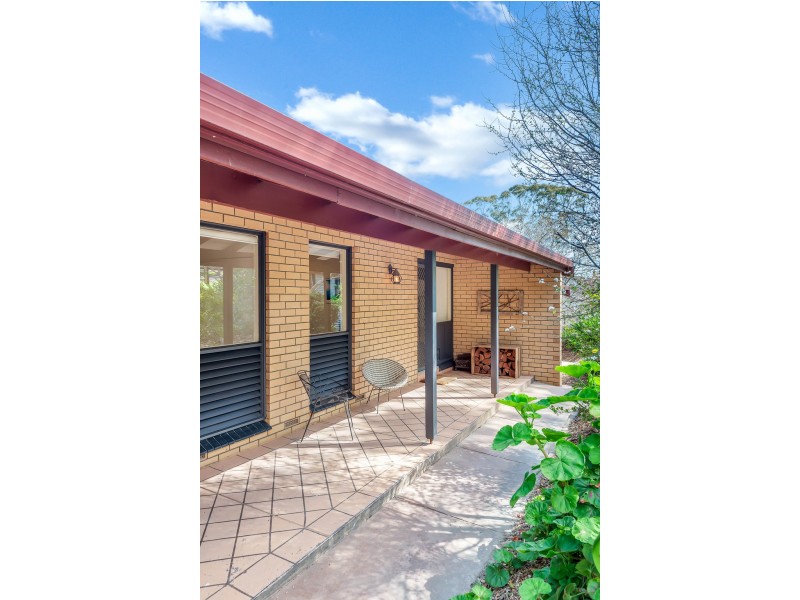 11 Yalpara Street, Eden Hills SA 5050