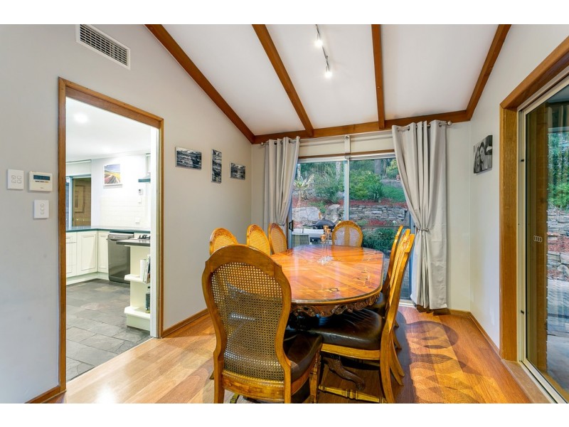 5 Redgum Place, Aberfoyle Park SA 5159