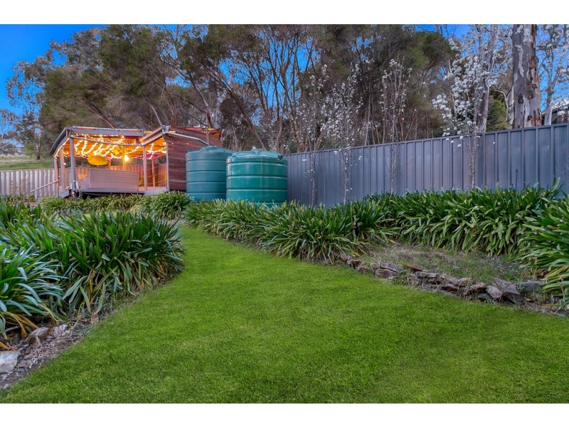 5 Redgum Place, Aberfoyle Park SA 5159
