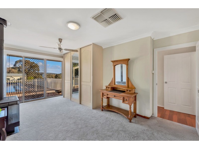 50 Glenloth Drive, Happy Valley SA 5159