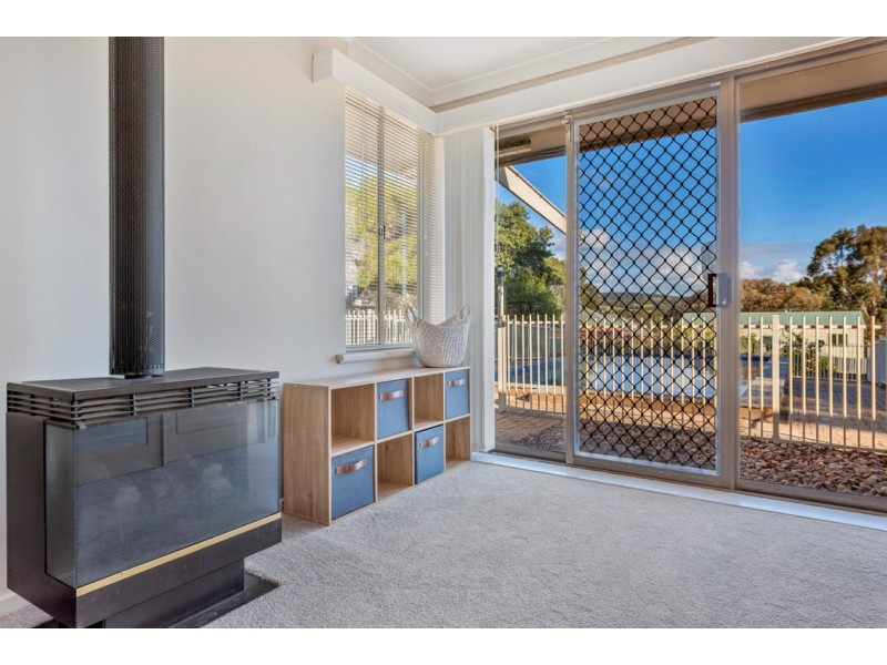 50 Glenloth Drive, Happy Valley SA 5159