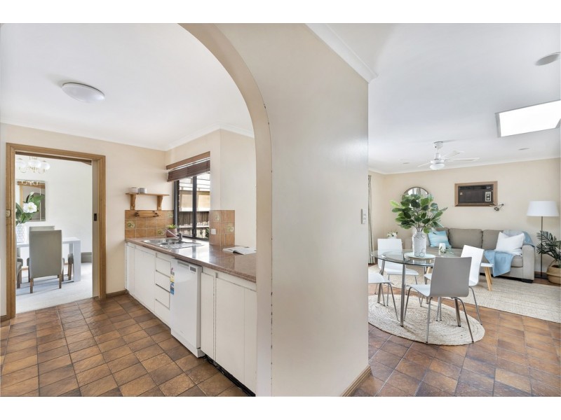 22 Glenhuntly Drive, Flagstaff Hill SA 5159