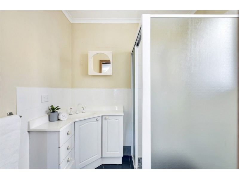 22 Glenhuntly Drive, Flagstaff Hill SA 5159