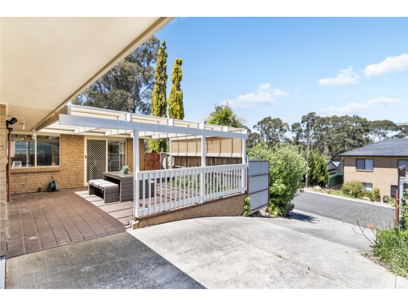 22 Glenhuntly Drive, Flagstaff Hill SA 5159