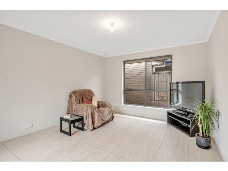 23 Sovereign Drive, Woodcroft SA 5162