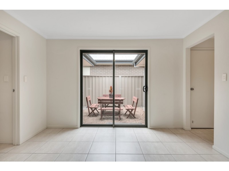 23 Sovereign Drive, Woodcroft SA 5162