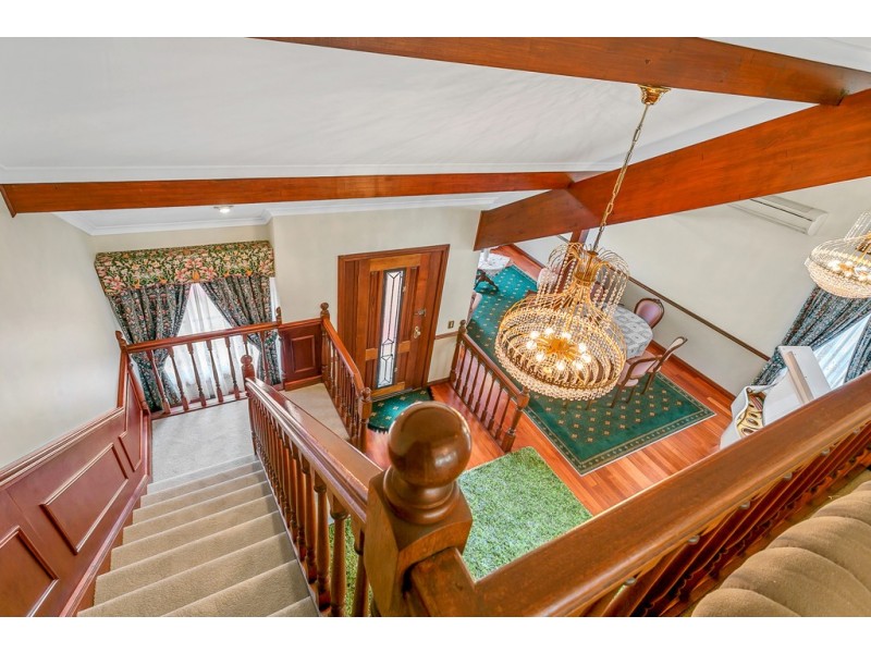 5 College Avenue, Aberfoyle Park SA 5159