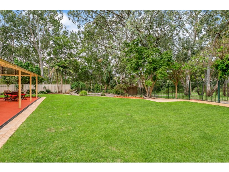 5 College Avenue, Aberfoyle Park SA 5159