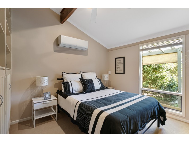 4 Radiata Place, Aberfoyle Park SA 5159