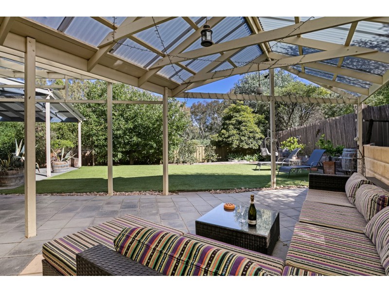 4 Radiata Place, Aberfoyle Park SA 5159