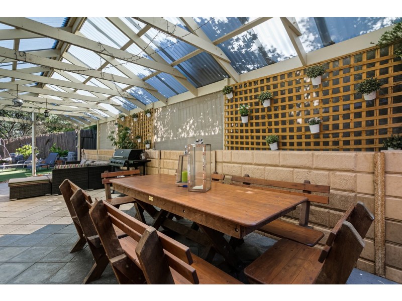 4 Radiata Place, Aberfoyle Park SA 5159