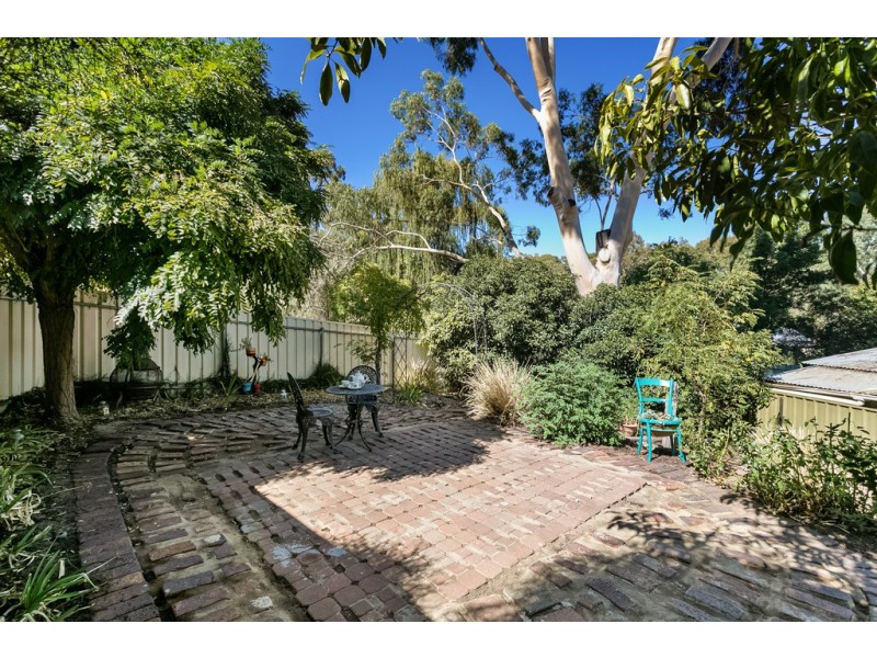 4 Radiata Place, Aberfoyle Park SA 5159