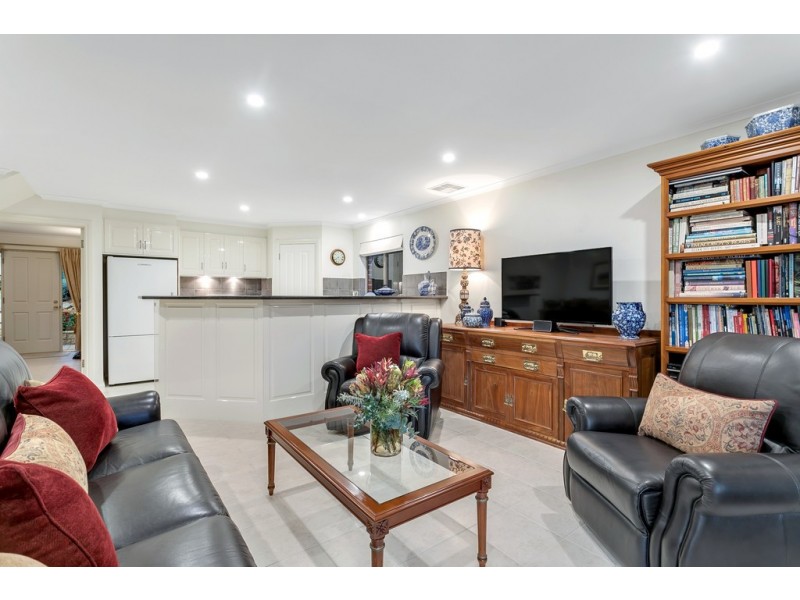 34 Eucalypt Circuit, Flagstaff Hill SA 5159