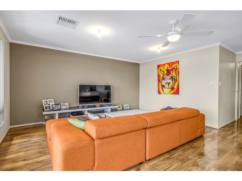 18 Orbit Court, Woodcroft SA 5162