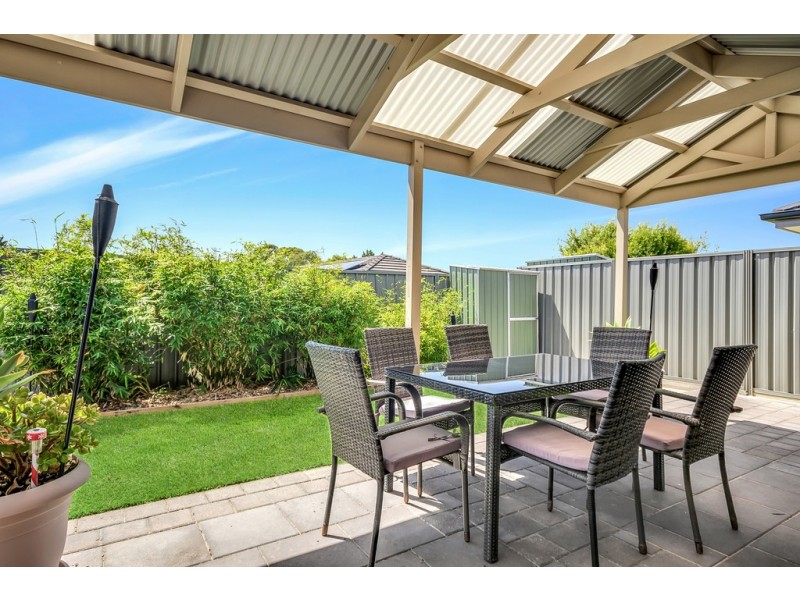 18 Orbit Court, Woodcroft SA 5162