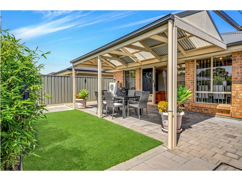 18 Orbit Court, Woodcroft SA 5162