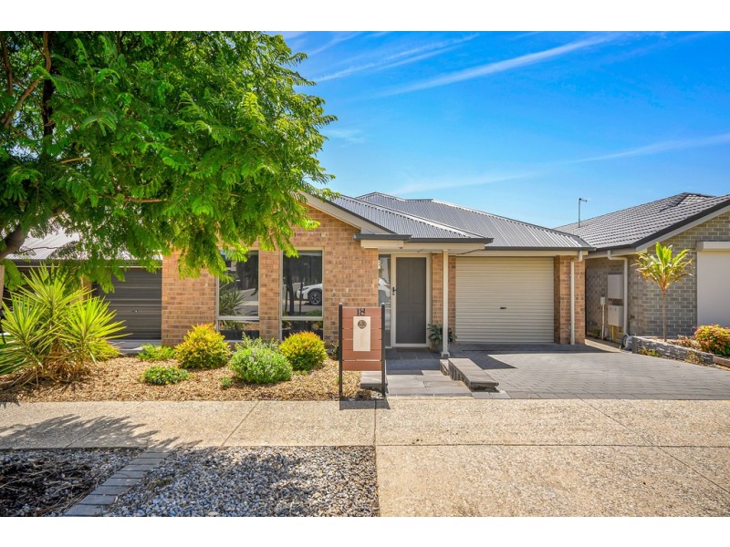 18 Orbit Court, Woodcroft SA 5162