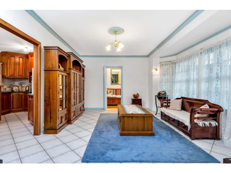 2 Rustic Avenue, Coromandel Valley SA 5051