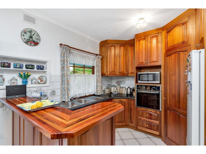 2 Rustic Avenue, Coromandel Valley SA 5051