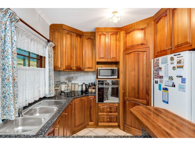 2 Rustic Avenue, Coromandel Valley SA 5051