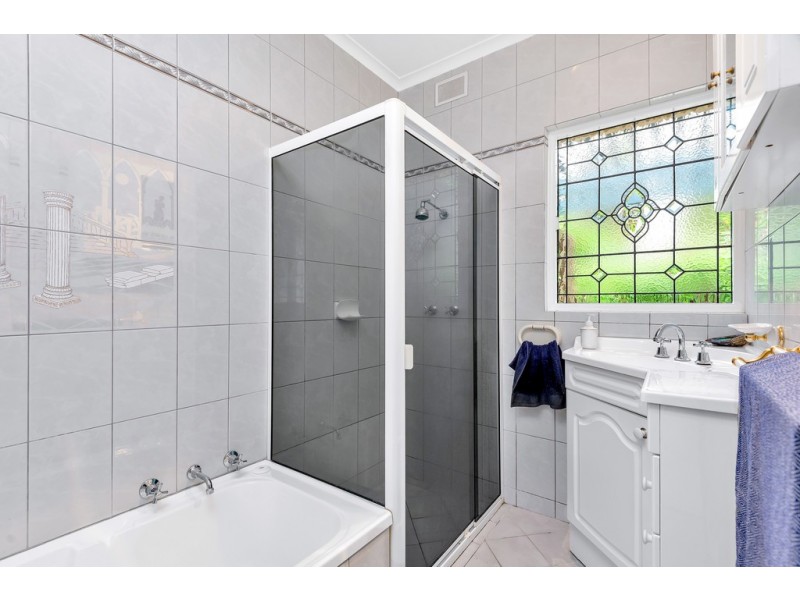 2 Rustic Avenue, Coromandel Valley SA 5051
