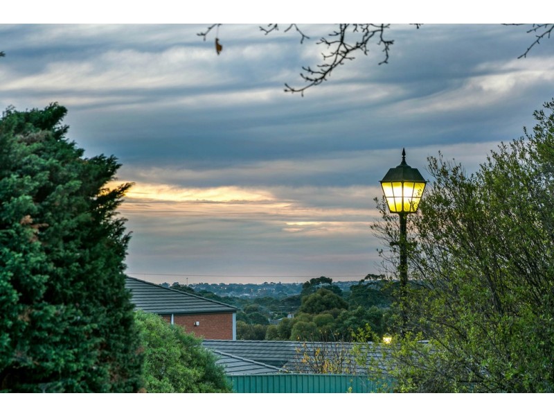 24 Kings Hill Circuit, Onkaparinga Hills SA 5163