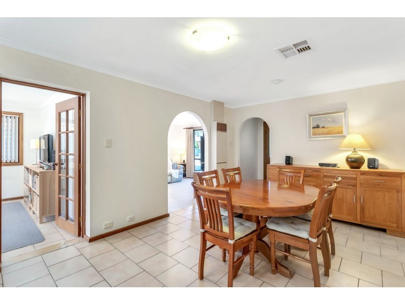 73 Delta Crescent, Aberfoyle Park SA 5159