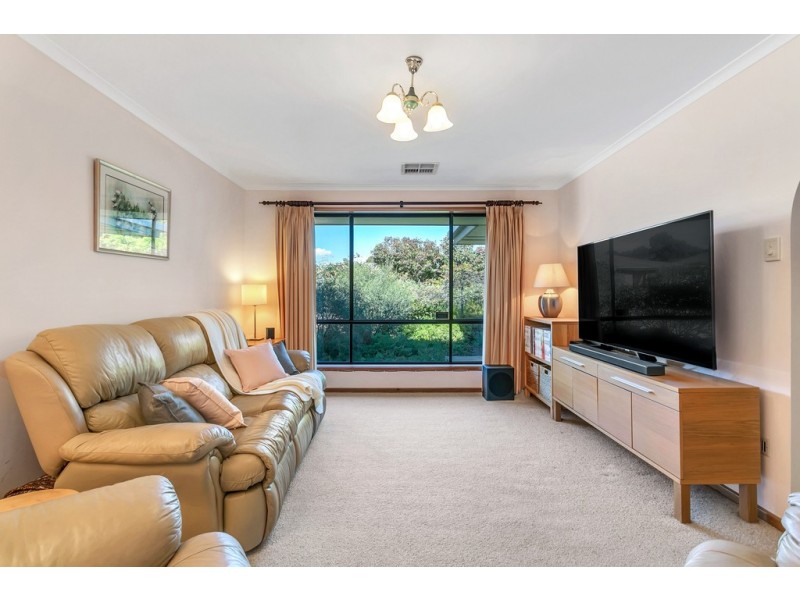 73 Delta Crescent, Aberfoyle Park SA 5159