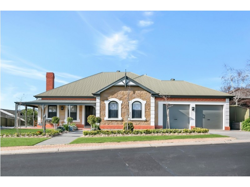 14 Kingfisher Circuit, Flagstaff Hill SA 5159