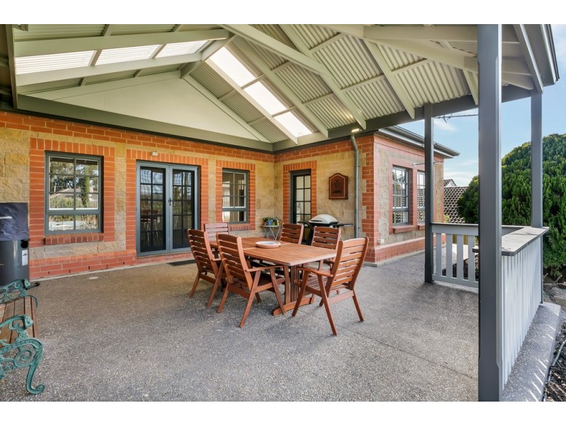 14 Kingfisher Circuit, Flagstaff Hill SA 5159