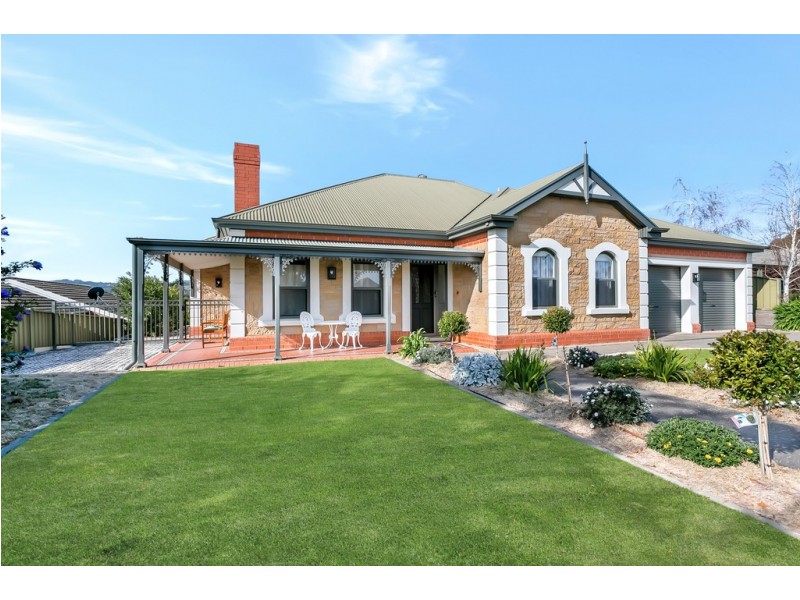 14 Kingfisher Circuit, Flagstaff Hill SA 5159