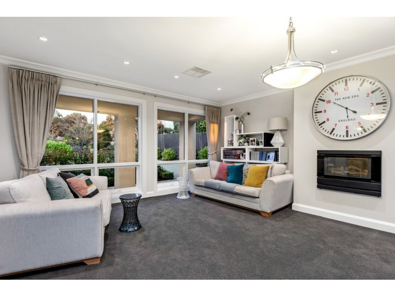 50 Skyline Drive, Flagstaff Hill SA 5159