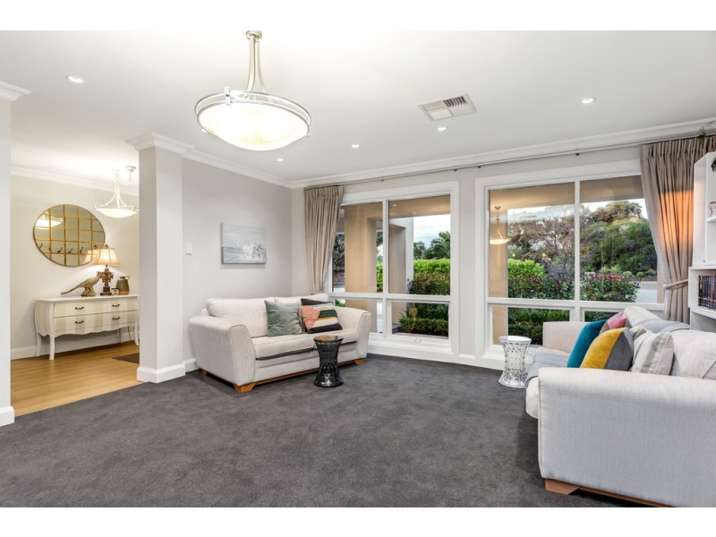 50 Skyline Drive, Flagstaff Hill SA 5159