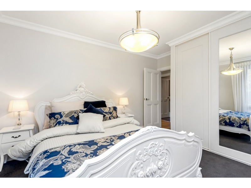 50 Skyline Drive, Flagstaff Hill SA 5159