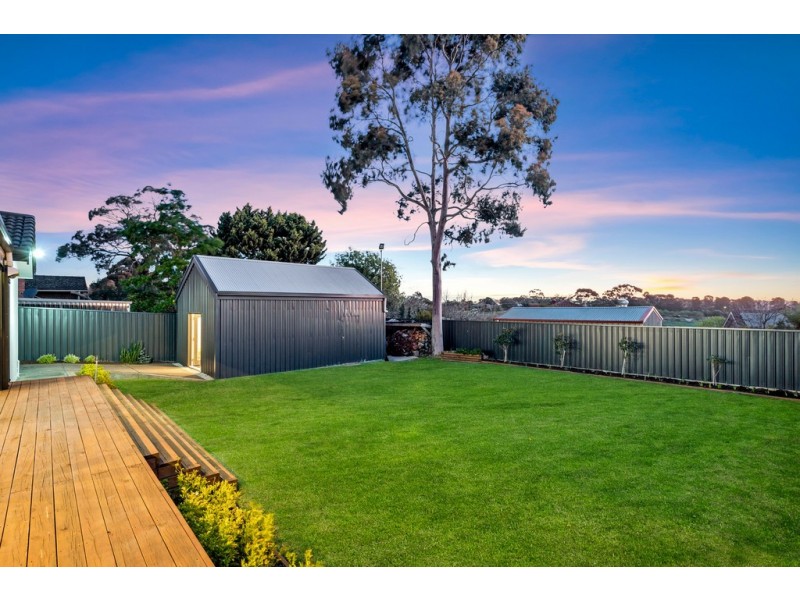 50 Skyline Drive, Flagstaff Hill SA 5159