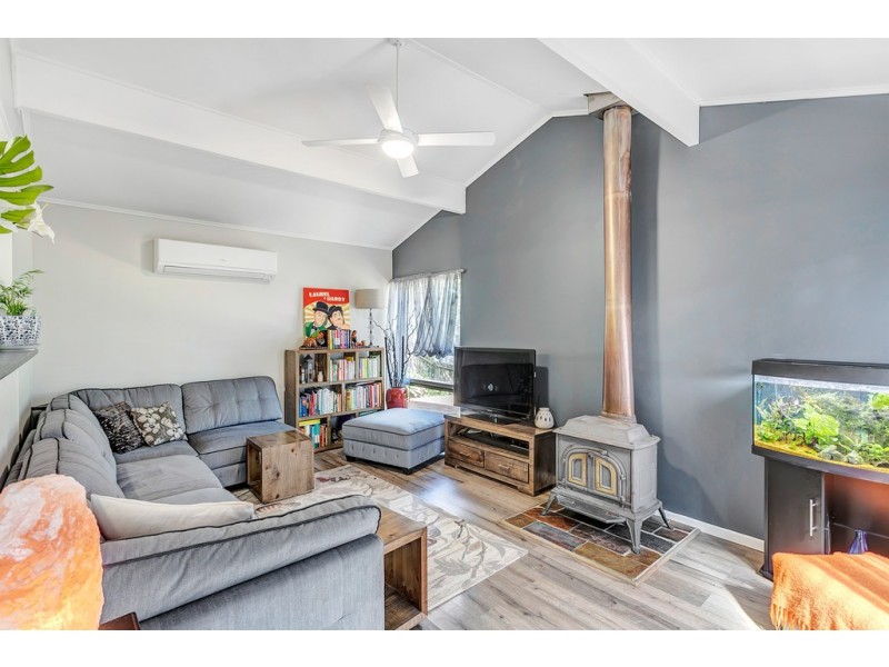 5 Grevillea Road, Aberfoyle Park SA 5159