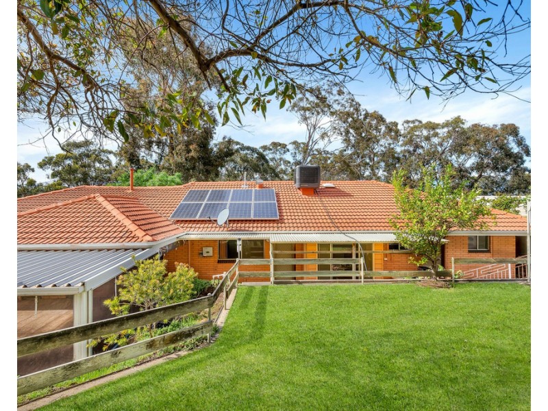 15 Roseberry Avenue, Eden Hills SA 5050