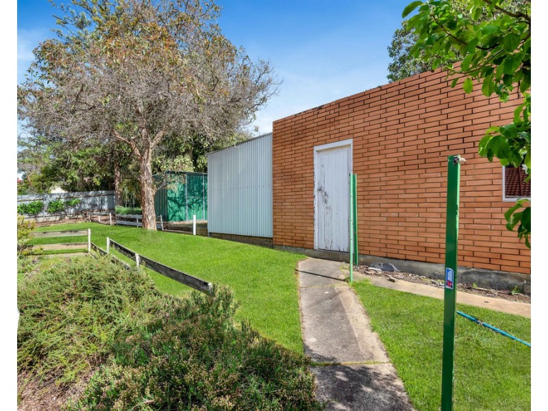 15 Roseberry Avenue, Eden Hills SA 5050